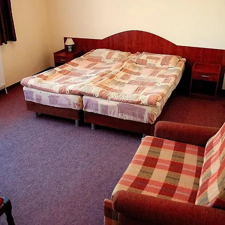 Mavrikova Kushta Hotel 3*